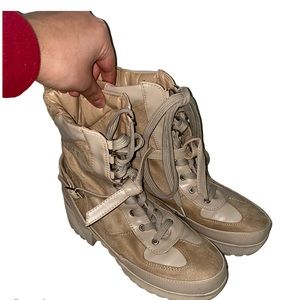 CHUNKY LUG SOLE BOOT!